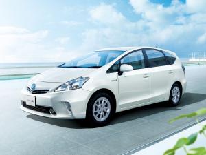 Toyota Prius MPV Alfa Touring Selection '2011